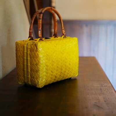 セール中新品 ヴィンテージ竹素材のバッグ(工芸品) ハンドバッグ