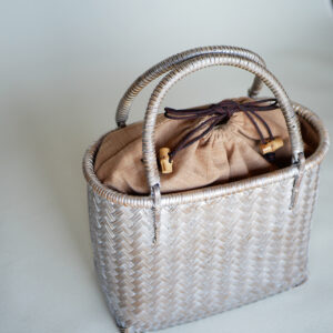 網代編み竹のバッグ