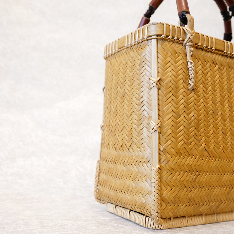 竹のハンドバッグタテヨコ網代編み