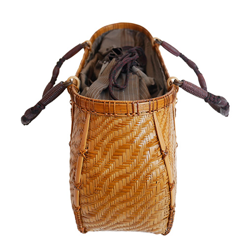 P1260990 宝重 竹波網代編みバッグ