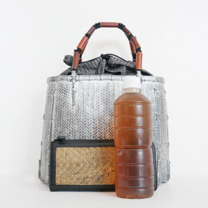 竹の網代編みハンドバッグ