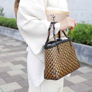 竹連弾網代編みバッグ