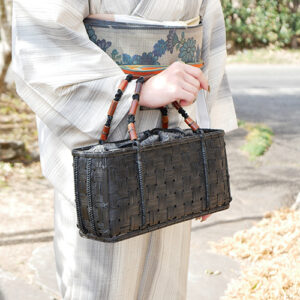 竹寄せ四つ目編みハンドバッグ