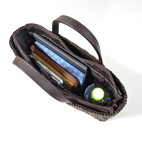 P1240460 籐のV字網代編みハンドバッグ